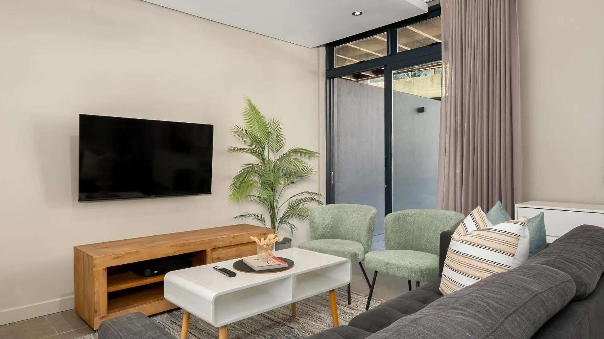 Sloane Square 7 Apartment Cape Town